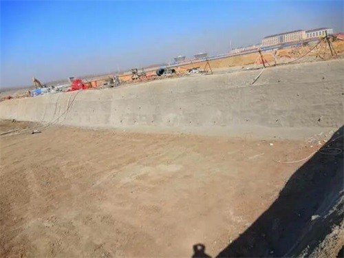 玉树高铁桩基础建设